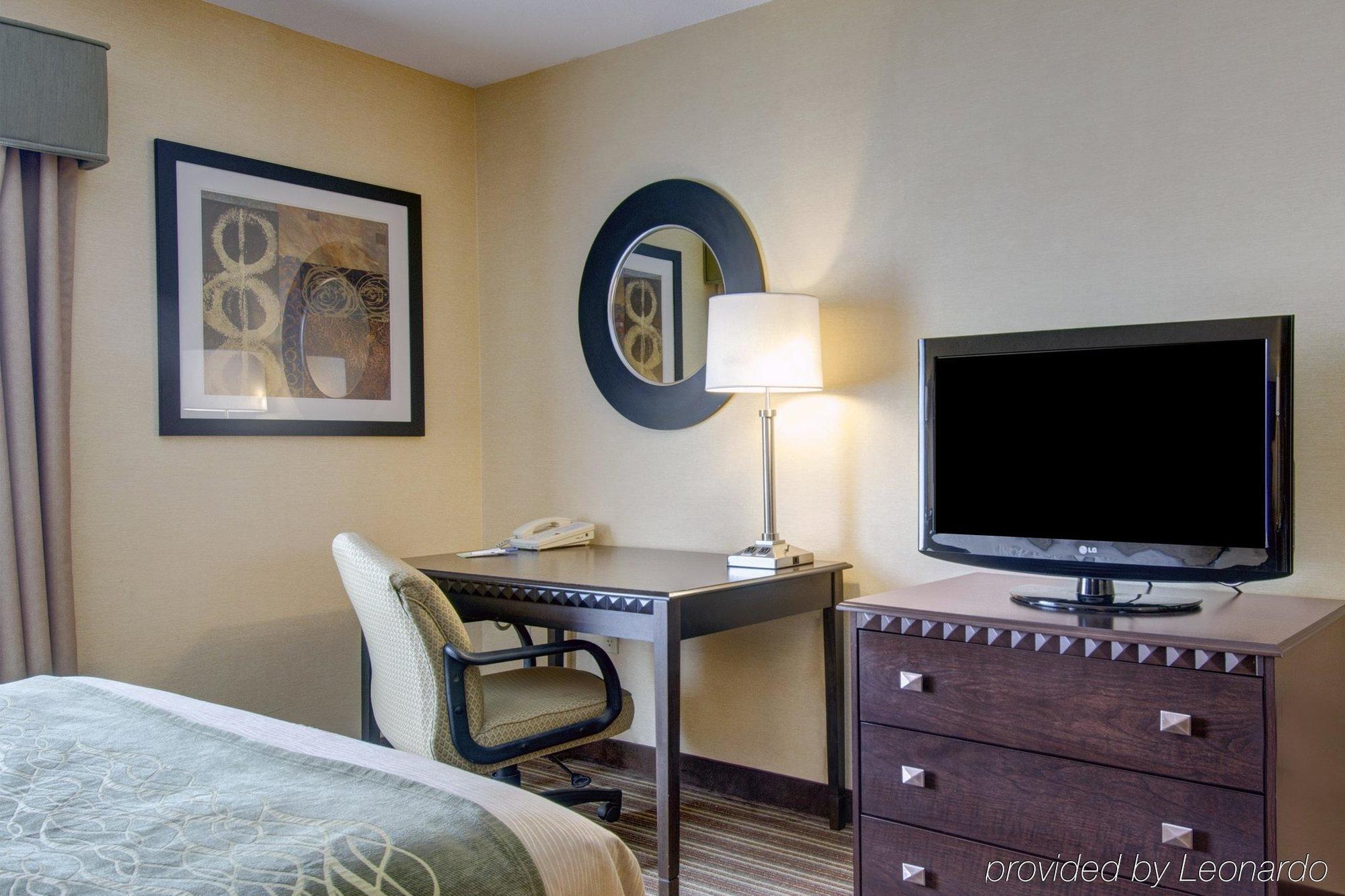 Hotel Spark By Hilton Boston Woburn