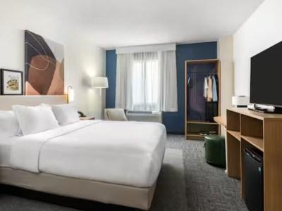 Spark By Hilton Boston Hotel 3*