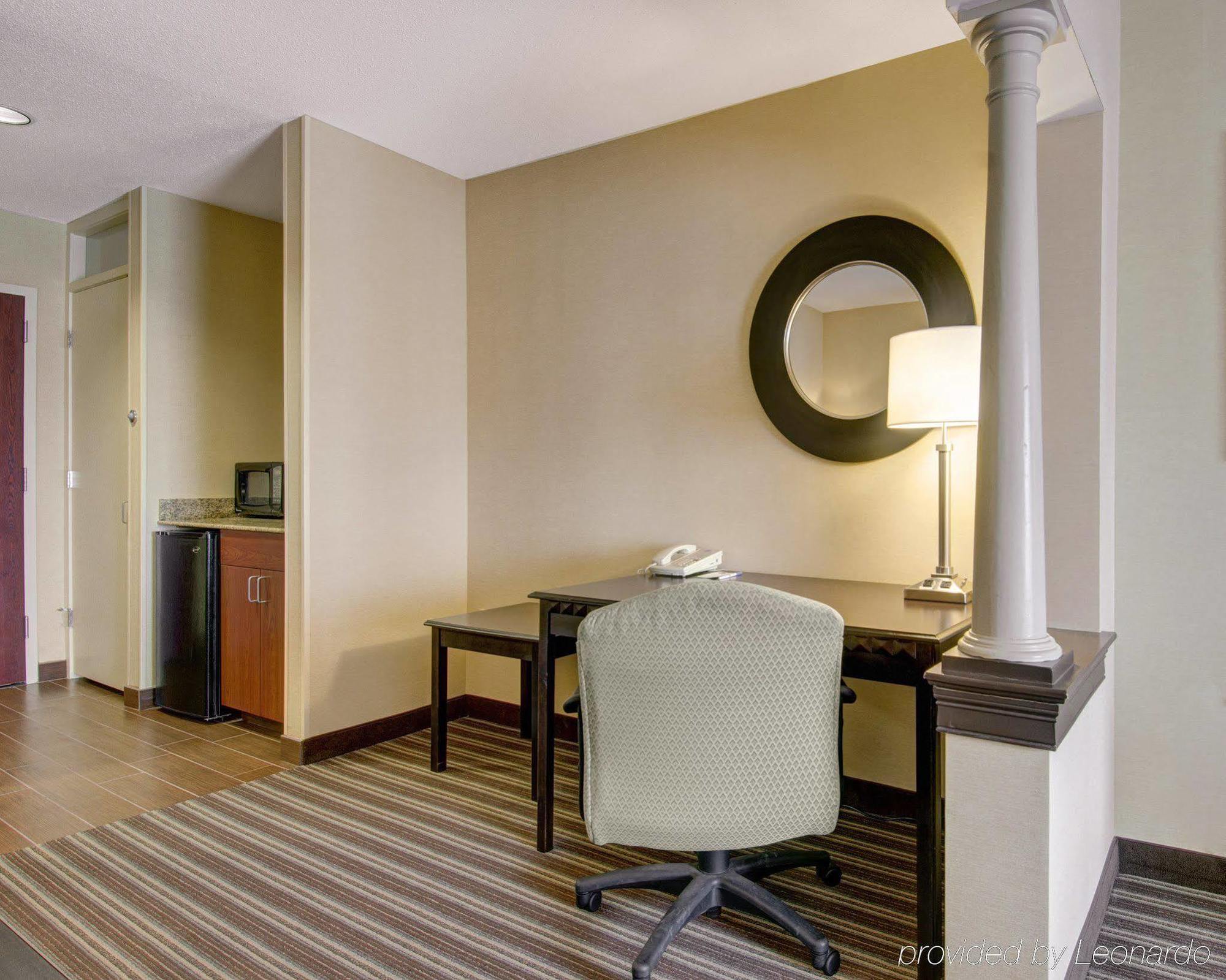 Hotel Spark By Hilton Boston 3*